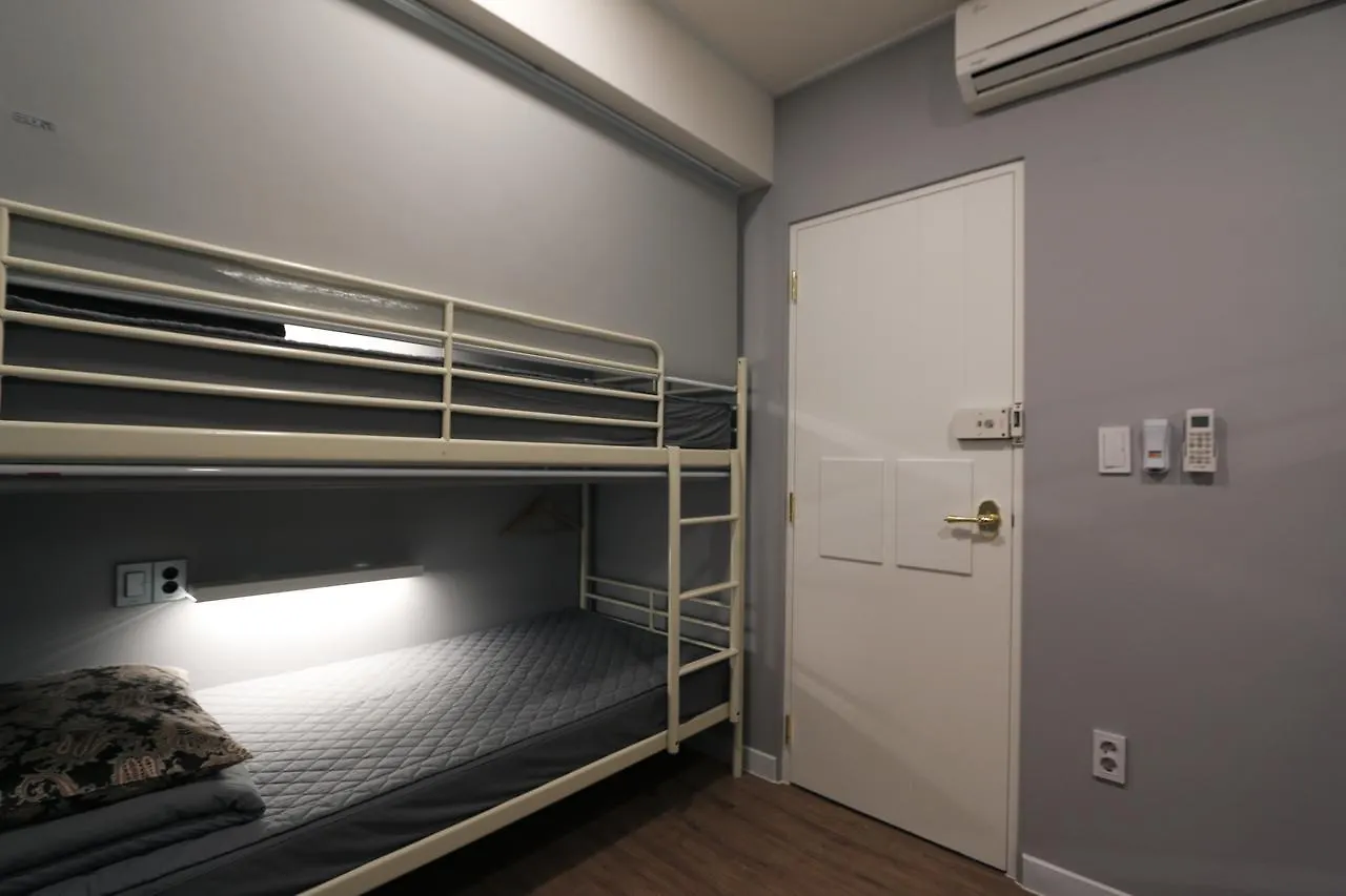 Blueboat Hostel Haeundae Μπουσάν 0*,  Νότια Κορέα